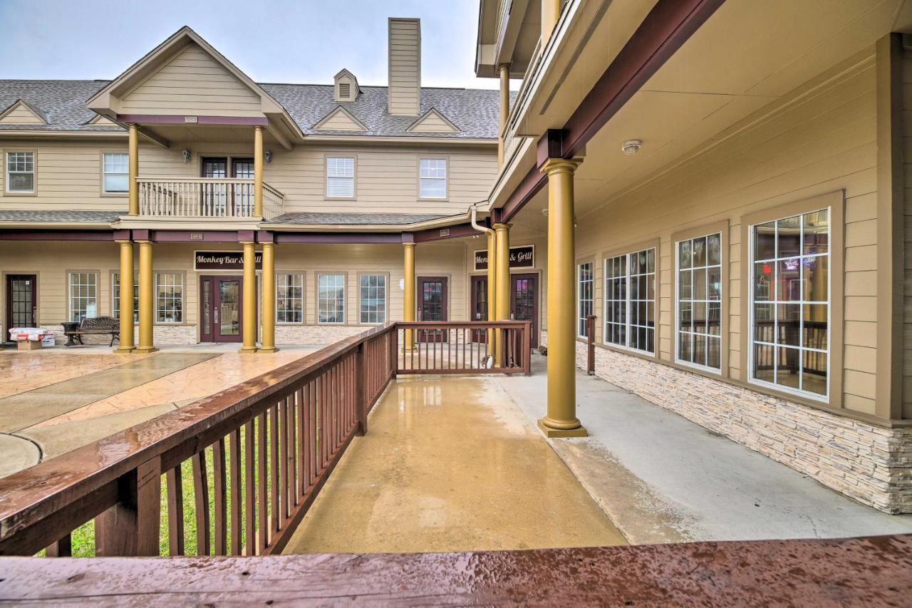Apt With Balconies - Steps To Kemah Boardwalk! Exterior foto