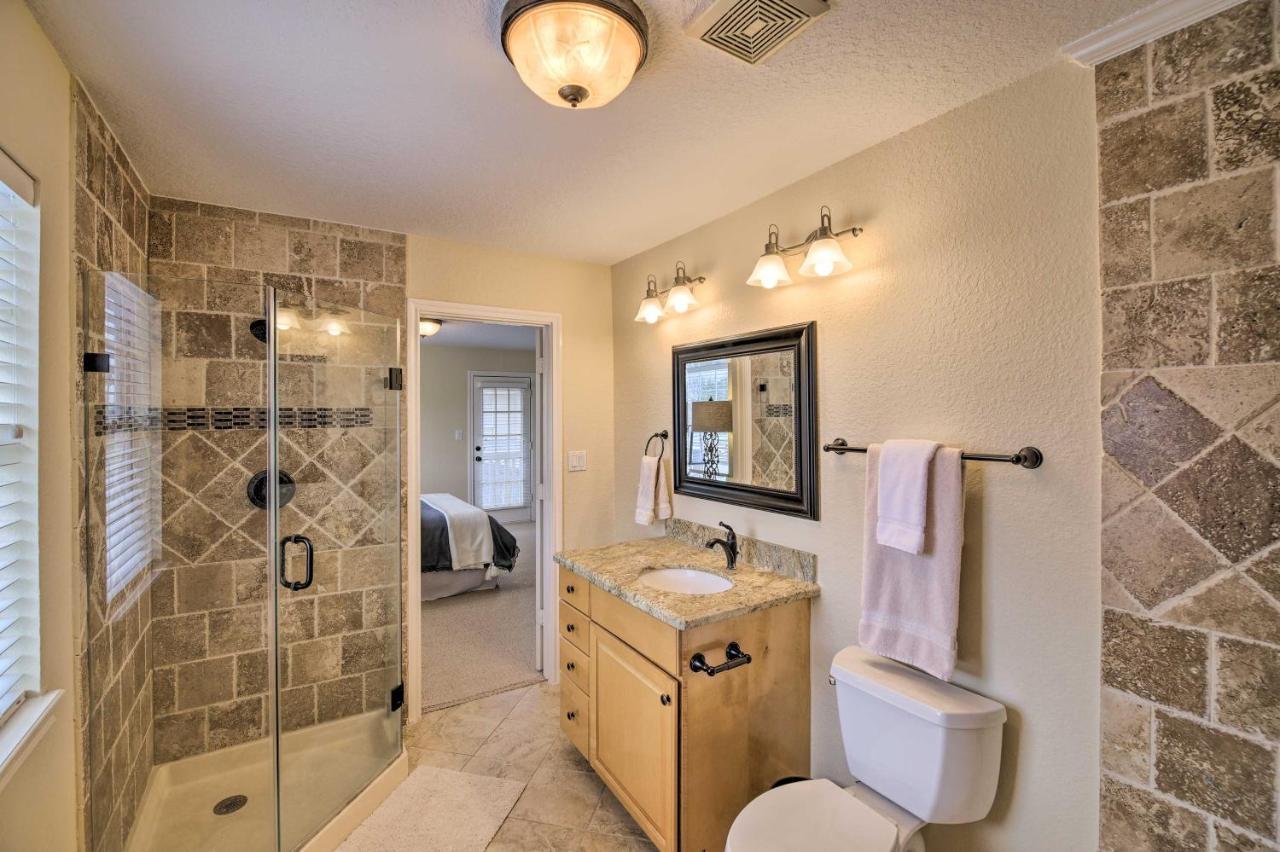 Apt With Balconies - Steps To Kemah Boardwalk! Exterior foto